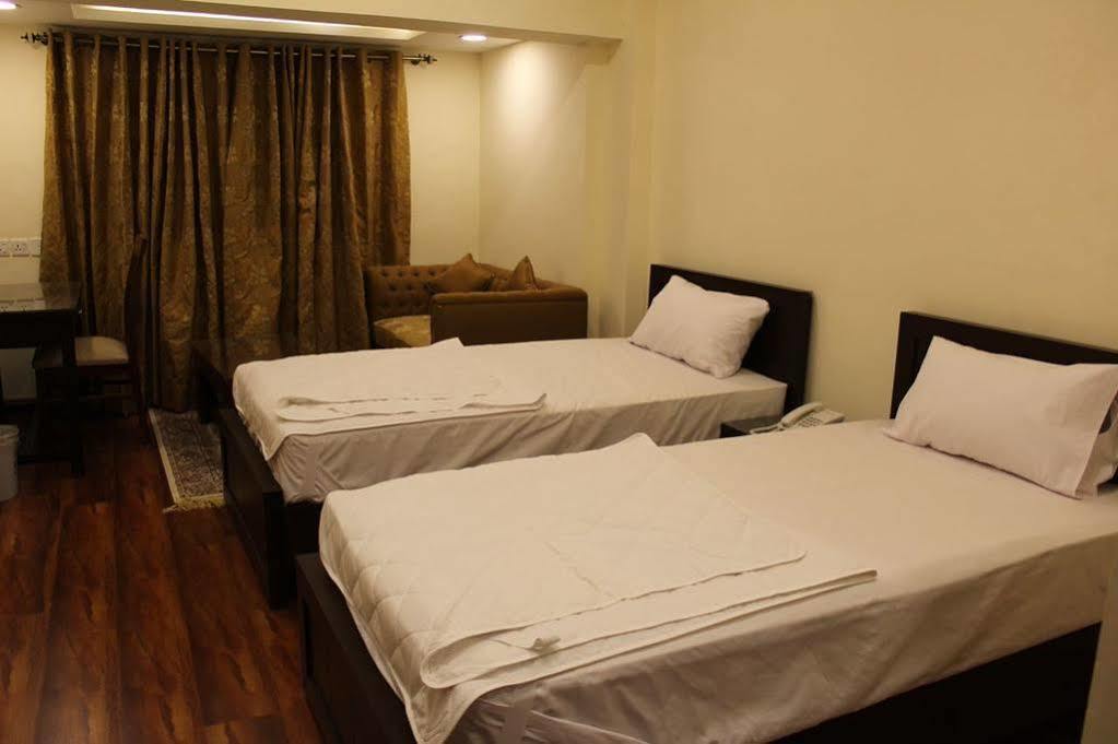 Hotel Diplomat 伊斯兰堡 外观 照片