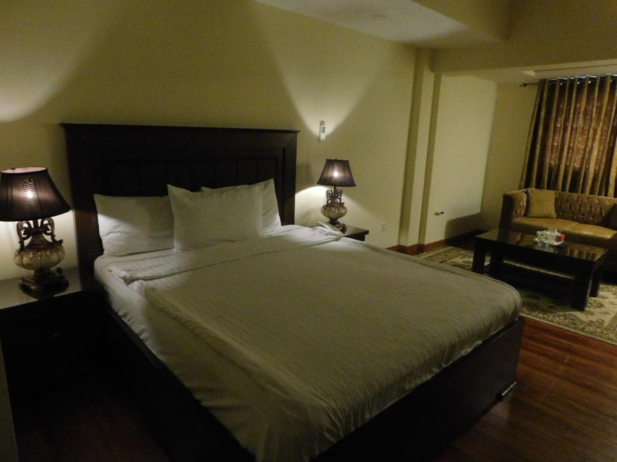 Hotel Diplomat 伊斯兰堡 外观 照片